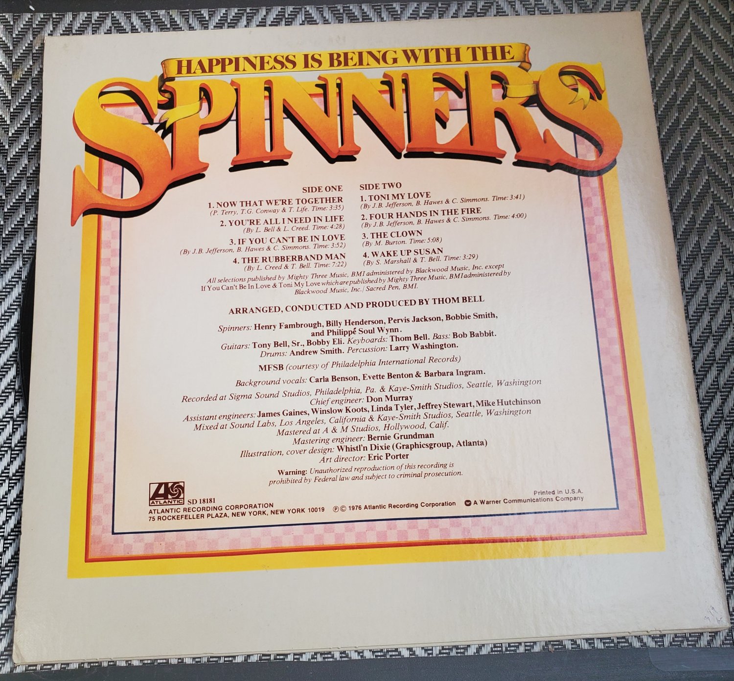 Happiness Is Being With THE SPINNERS Rubberband Man Album LP Record Vinyl 1976