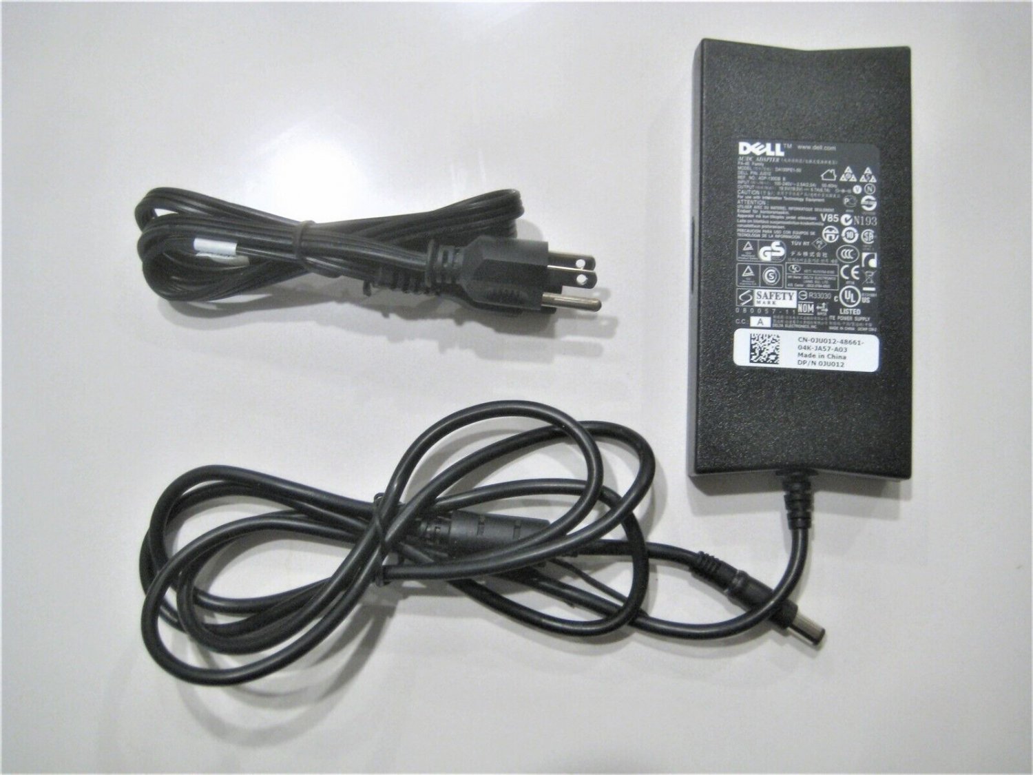 Dell 130W Genuine AC Adapter Charger DA130PE1-00 LA130PM190 LA130PM121 19.5V