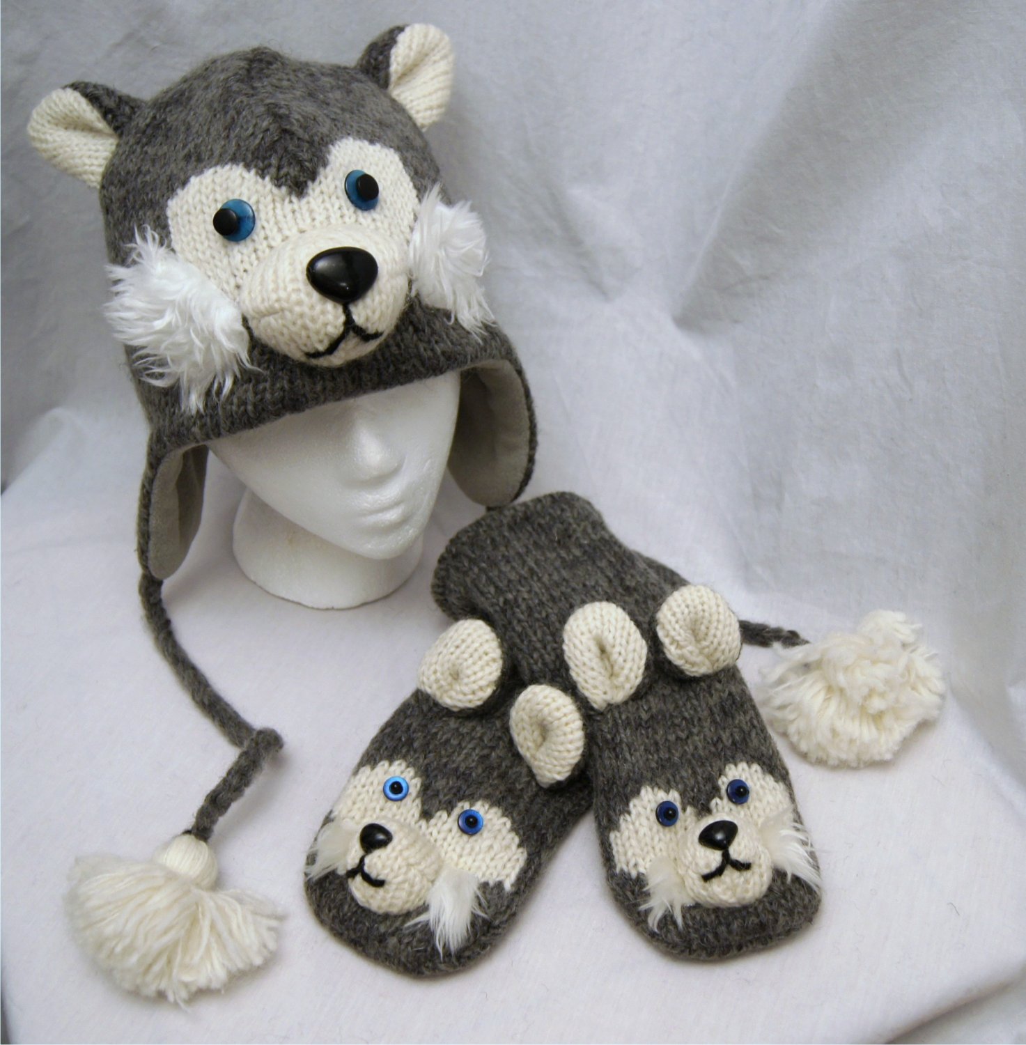 ADULT Siberian HUSKY HAT knit gray grey LINED huskies mushing team