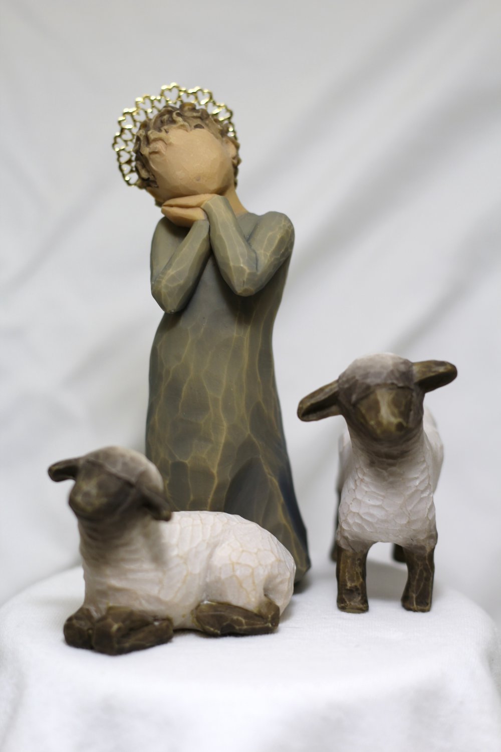 willow tree figurines with dogs