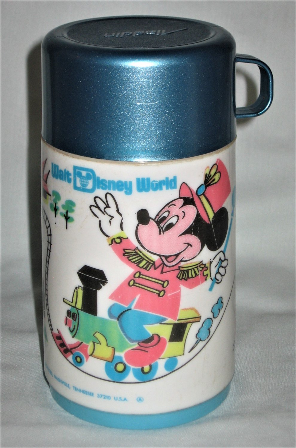 Vintage 1970s Aladdin Walt Disney World Thermos Mickey Mouse Riding A Train