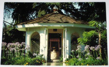 Self-Realization Fellowship Wishing Well Mandir California 1992 Postcard Unposted