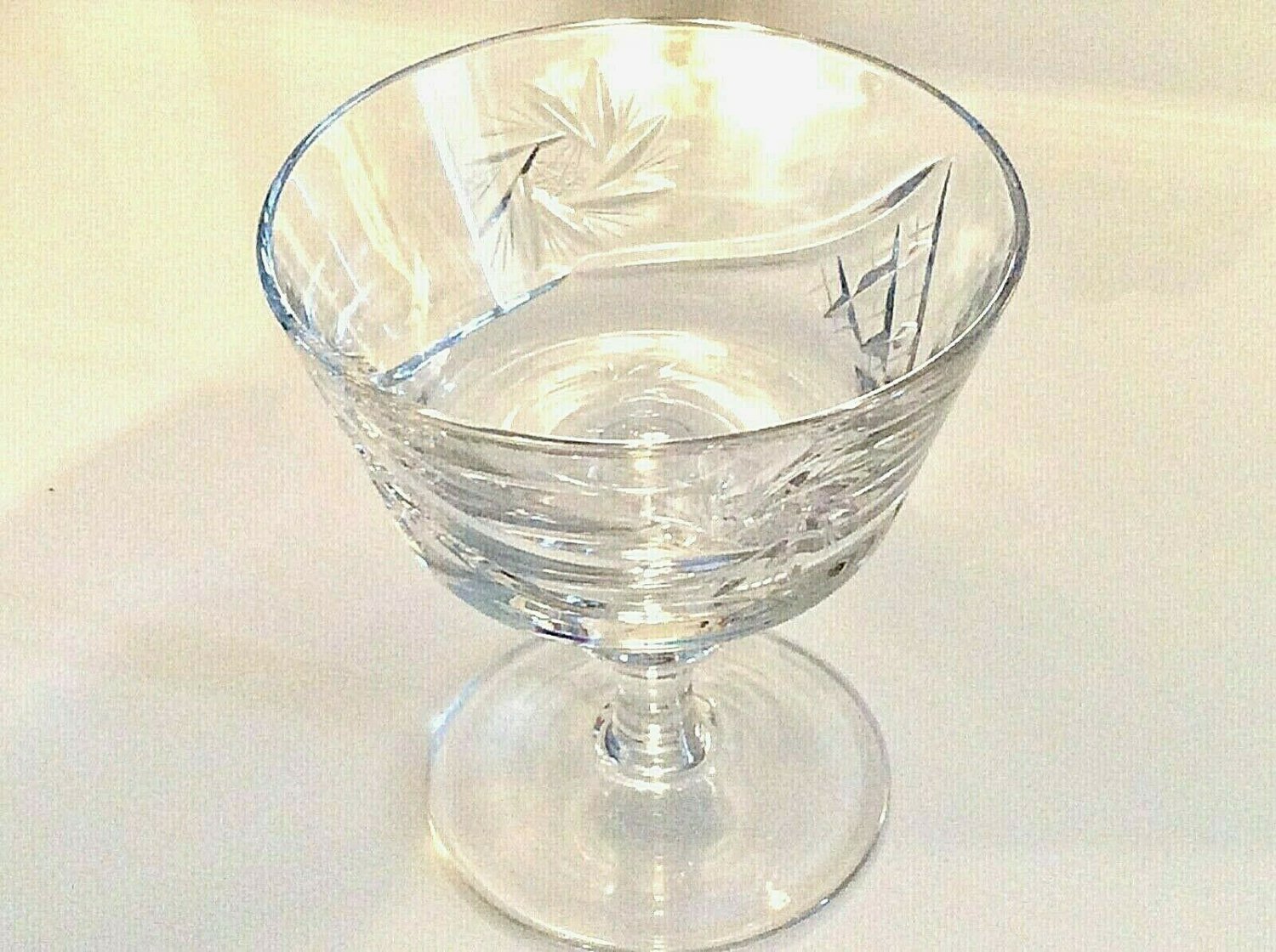 2 Crystal Sherbet Dessert Fruit Yoghurt Dishes Glasses Star Cross Pinwheel