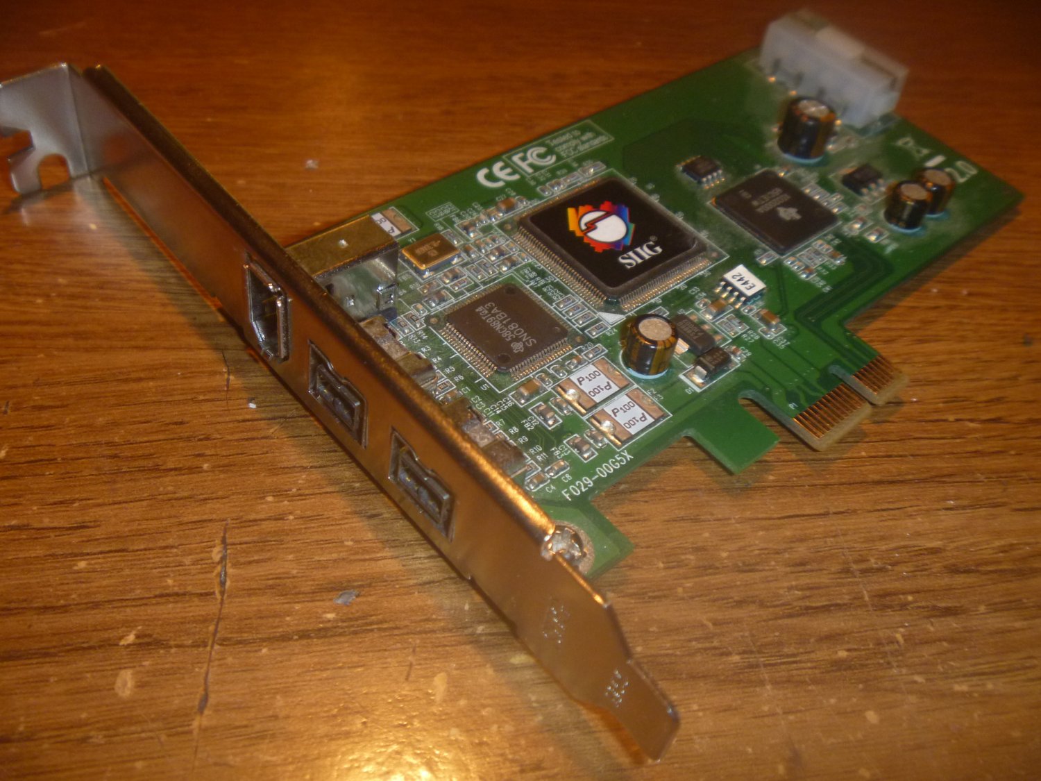 SiiG  FireWire 400/800 3-Port PCIe