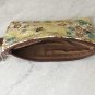 Bumble Bee and Daisy Flowers Fabric Zipper Coin Purse handmade