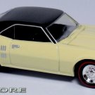 KEYCHAIN 67/68 1967/1968 VANILLA YELLOW BLACK PONTIAC FIREBIRD LIMITED EDITION KEYCHAIN 67/68 1967/1968 VANILLA YELLOW BLACK PONTIAC FIREBIRD LIMITED EDITION