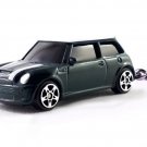 RARE KEY CHAIN BRITISH RACING GREEN & WHITE MINI COOPER S CUSTOM LIMITED EDITION RARE KEY CHAIN BRITISH RACING GREEN & WHITE MINI COOPER S CUSTOM LIMITED EDITION