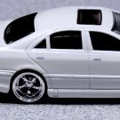 RARE GREAT GIFT LUXURY KEYCHAIN WHITE MERCEDES S CLASS S55 AMG NEW CUSTOM