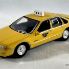 RARE KEYCHAIN TAXI CAB YELLOW CHEVY CAPRICE NEW YORK SOUVENIR GREAT GIFT
