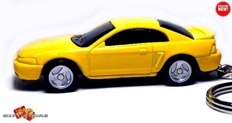 HTF KEYCHAIN 99/2004 YELLOW FORD MUSTANG GT/5.0 CUSTOM Ltd Ed GREAT GIFT