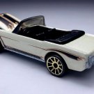 RARE CUSTOM KEYCHAIN 1964½/65 WHITE FORD™ MUSTANG CONVERTIBLE GREAT GIFT