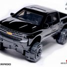 ������������HTF KEYCHAIN BLACK 2023 24/25 CHEVY SILVERADO CUSTOM Ltd Ed. ������NICE GIFT������������