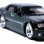 í ¼í¾í ¼í¾VERY RARE KEYCHAIN GREEN CHRYSLER 300C CUSTOM Ltd EDITION NEW GREAT GIFTí ¼í¾í ¼í¾