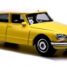 ������������������RARE KEYCHAIN YELLOW CITROEN DS/ID 21/19/23D FRENCH POLICE������GREAT GIFT������