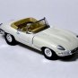 &iacute;&nbsp;&frac14;&iacute;&frac34;�VERY RARE KEYCHAIN WHITE JAGUAR E-TYPE/XKE CONVERTIBLE CUSTOM Ltd GREAT GIFT&iacute;&nbsp;&frac14;&iacute;&frac34;�