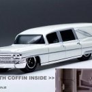 ������������RARE KEYCHAIN WHITE CADILLAC FLEETWOOD HEARSE ✝️ FUNERAL GOTHIC COACH ������✝️