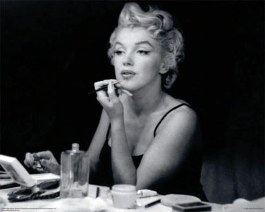 Marilyn Monroe Mirror5