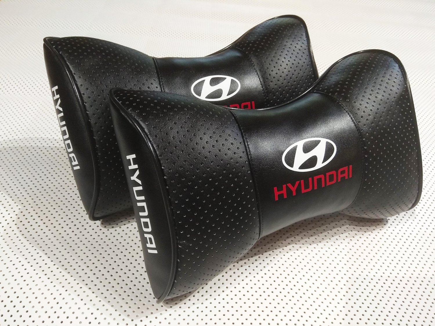 2 Auto Pillow Headrest NeckRest Comfortable Cushion Pad with Logo Hyundai