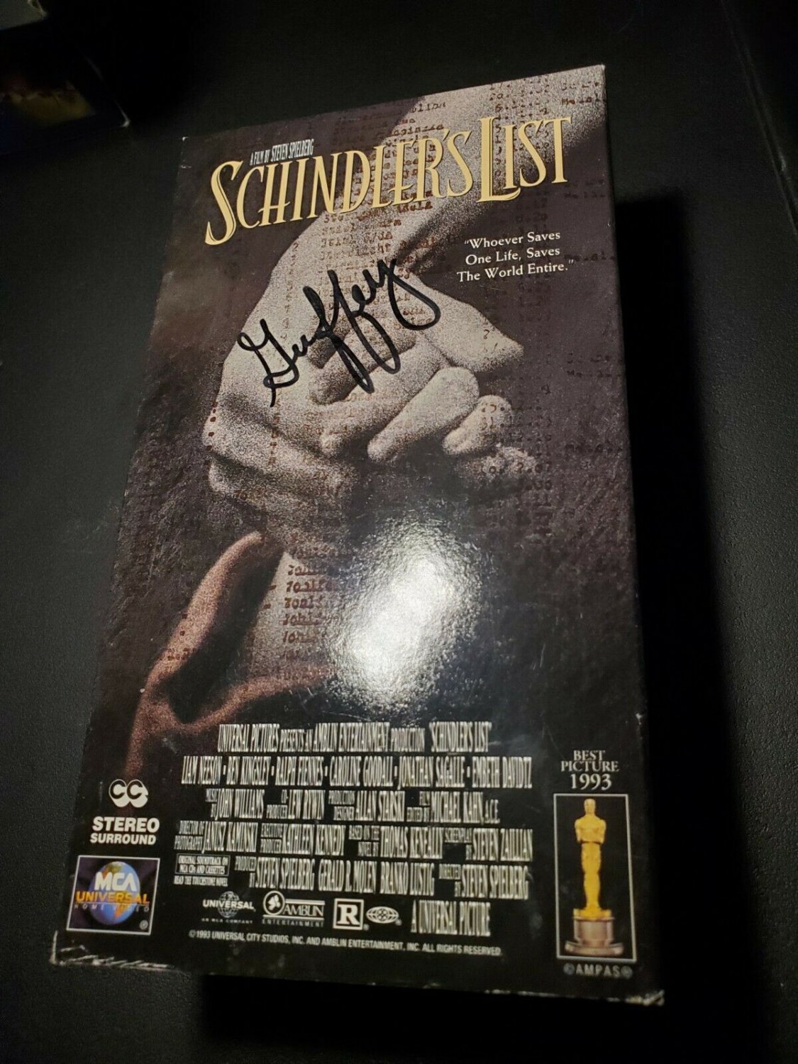 Schindlers List (VHS, 1997, 2Tape Set)