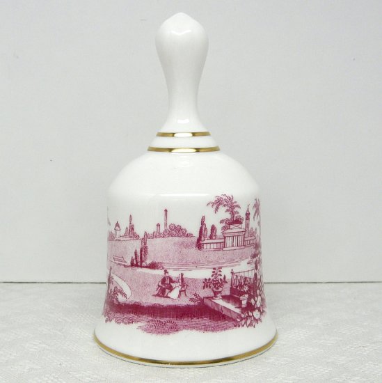 Bell Spode England Danbury Mint Great Porcelain Houses of the World white burgundy scenic