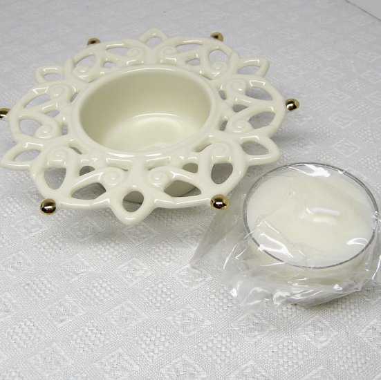 Lenox Snow Lights Shine tea light holder snowflake porcelain