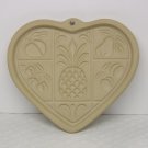 The Pampered Chef Hospitality Heart cookie mold 2001
