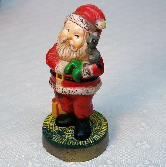 Vintage Hallmark 1976 Merry Miniatures Santa With Kitten Figurine