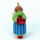 Hallmark Miniature Love to Share 1999 Christmas ornament