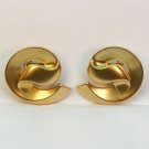Vintage earrings clip on gold tone modern swirl