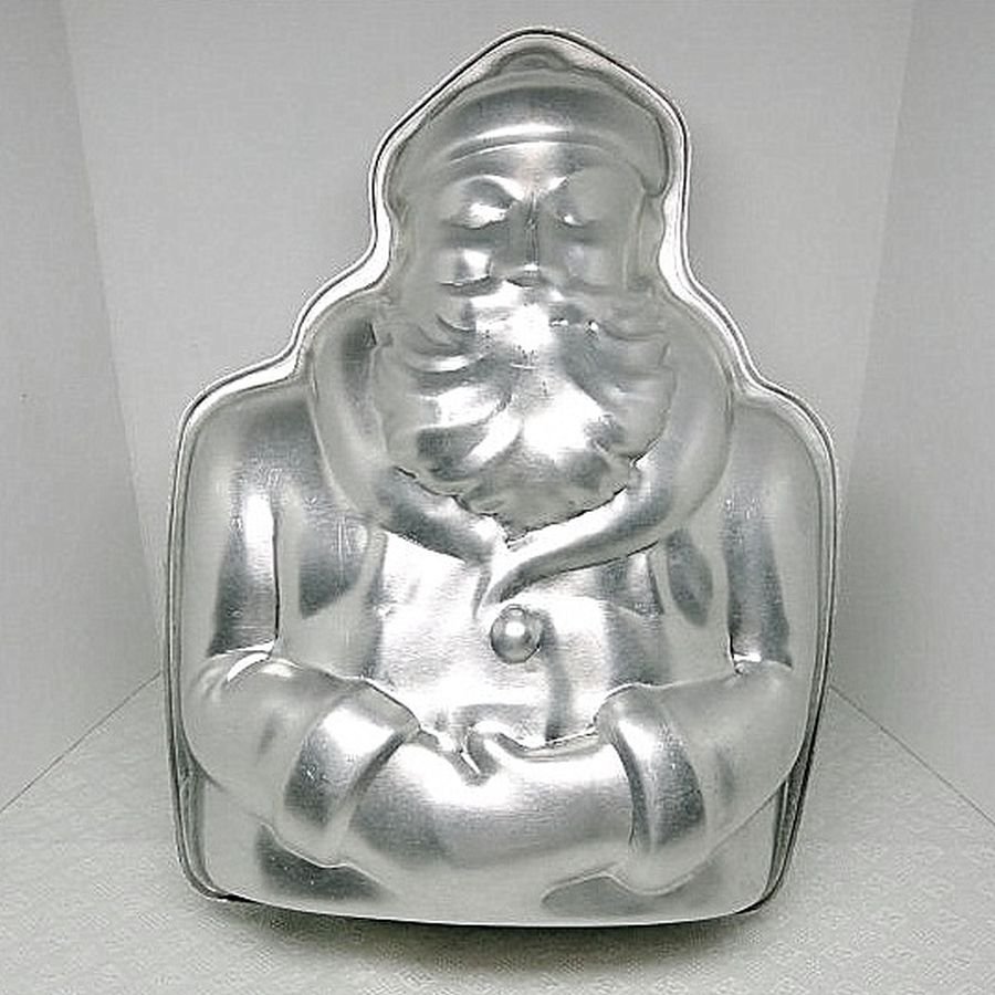 Santa Cake Pan 3 dimensional Christmas