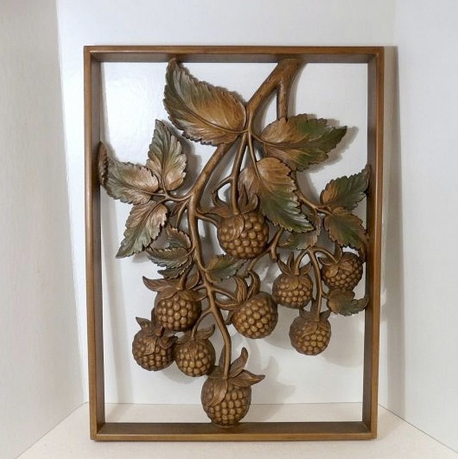 Syroco Wood Wall Plaque Vintage Raspberries Natural Finish
