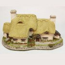Vintage David Winter Yeoman's Farm House 1985 John Hine Great Britain Vintage David Winter Yeoman's Farm House 1985 John Hine Great Britain