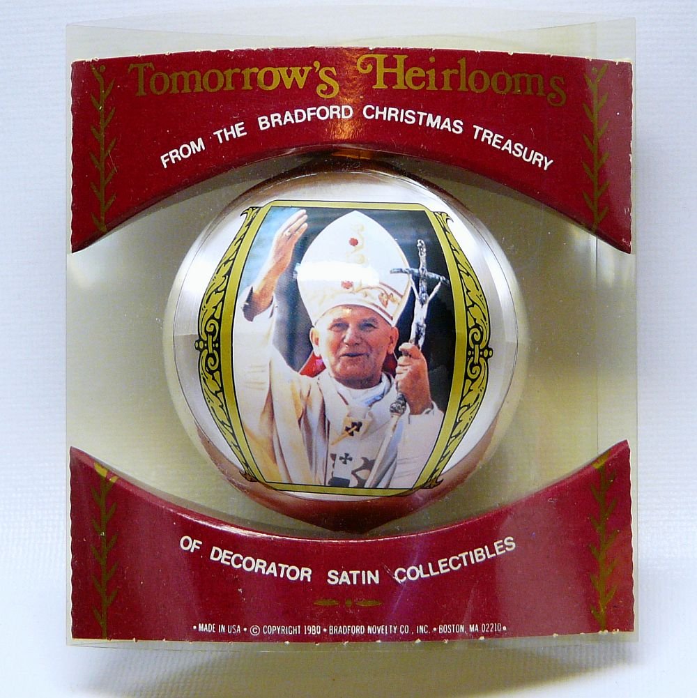 vtg Pope John Paul II gives his blessing ornament Christmas1980 Bradford Novelty satin pkg
