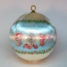 vintage Hallmark Christmas Mouse Christmas ornament 1977 QX1342 satin ball