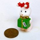 Vintage Hallmark 1991 bunny Christmas Merry Miniatures figurine QFM1719