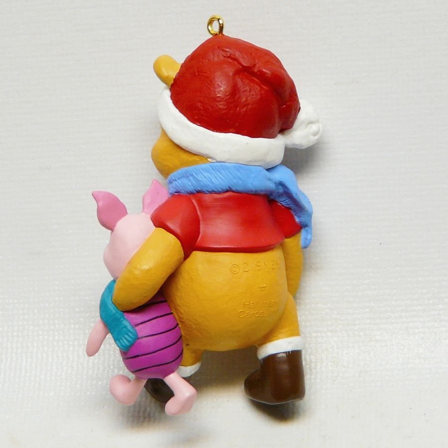 Hallmark Disney Pooh Piglet QX5454 Christmas ornament 1996