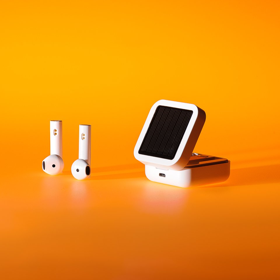 Air6 Plus. High Quality Bluetooth EarBuds With Solar Charging Case