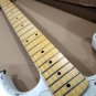 Guitare &Atilde;�lectrique R&Atilde;&copy;tro ST Relic
