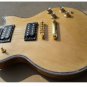 Guitare électrique en bois naturel