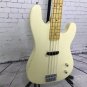 Guitare Basse Personnalisée