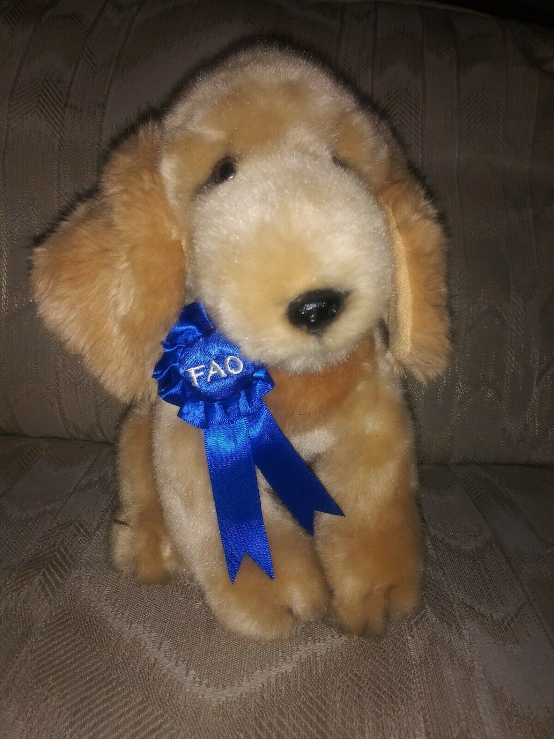 toys r us plush dog