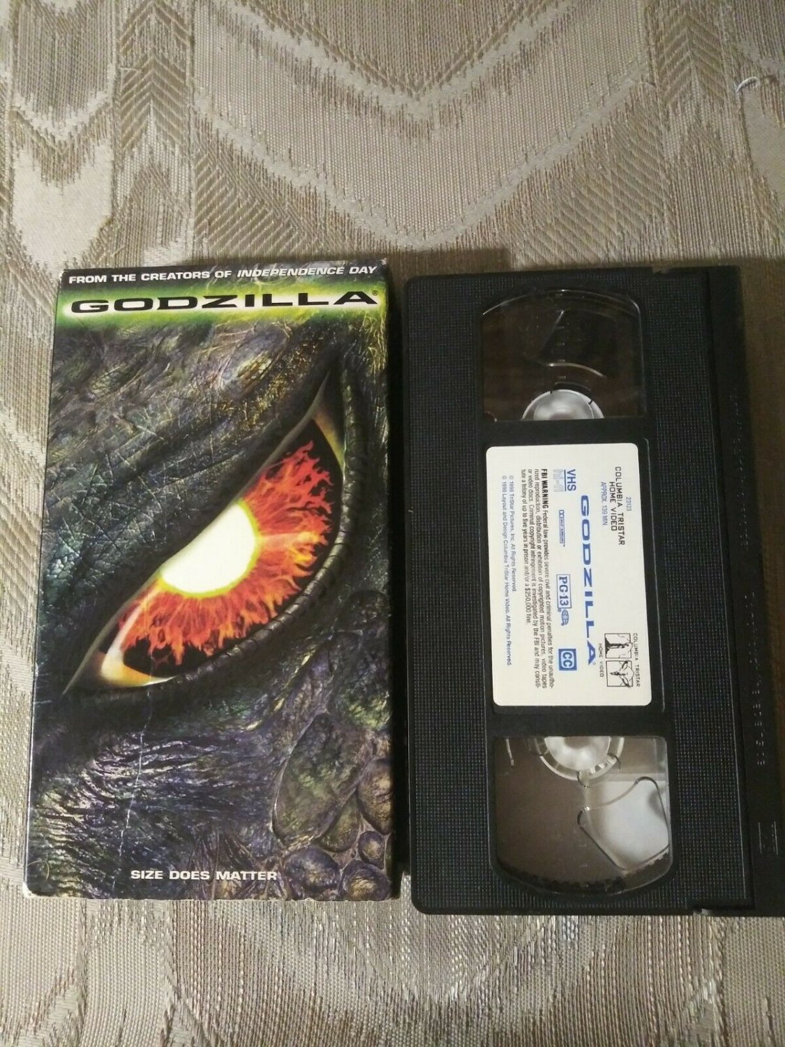 Godzilla VHS 1998 Matthew Broderick Horror Color NTSC 139 Min Monster Movie