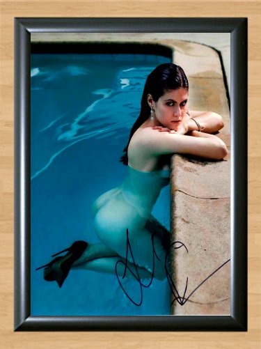 Alexandra Daddario Sexy Signed Autographed Photo Poster Memorabilia mo962 A4 8.3x11.7""