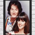 Mork and Mindy Robin Williams Pam Dawber Signed Autographed Photo Poster tv1090 A4 8.3x11.7""