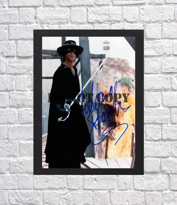 Antonio Banderas Zorro Autographed Signed Print Photo Poster 1 mo1055 A4 8.3x11.7""