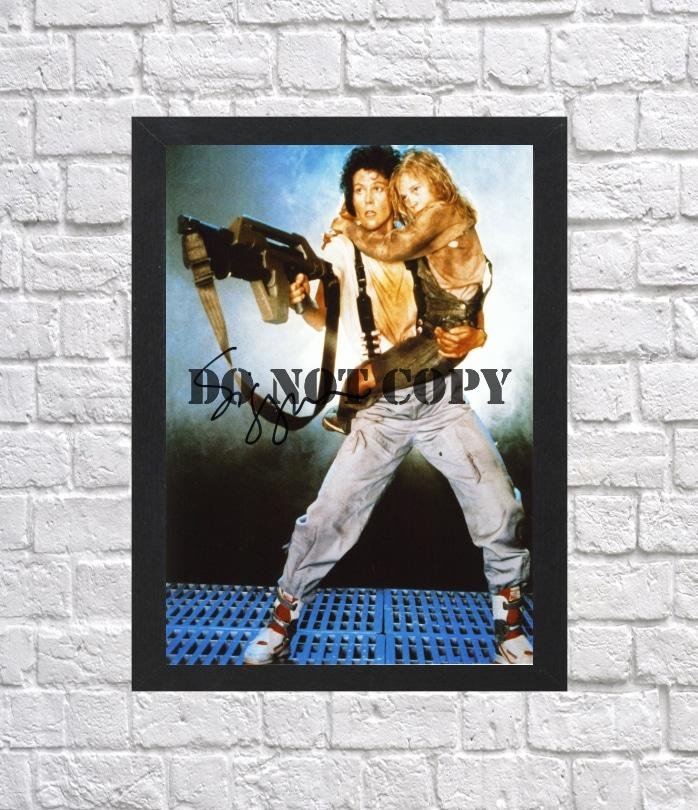 Sigourney Weaver Aliens Autographed Signed Print Photo Poster mo1054 A4 8.3x11.7""