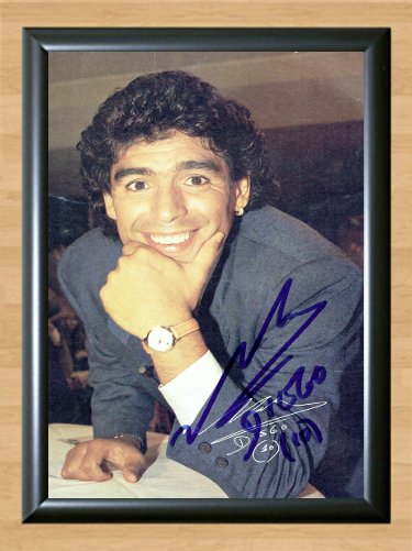 Diego Maradona Signed Autographed Photo Poster Print 9 fot113 A4 8.3x11.7""