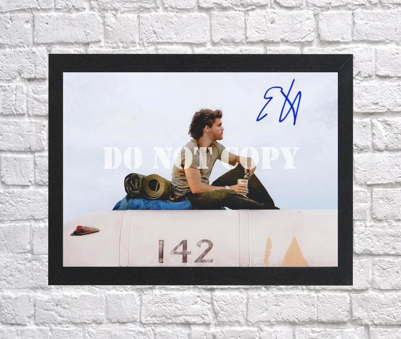 Emile Hirsch Into the Wild Autographed Signed Print Photo Poster mo1497 A2 16.5x23.4"