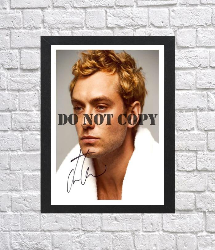 Jude Law Autographed Signed Photo Poster 2 mo1157 A2 16.5x23.4"
