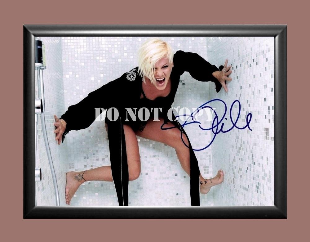Pink Alecia Moore 3 Signed Autographed Poster Photo A4 8.3x11.7""